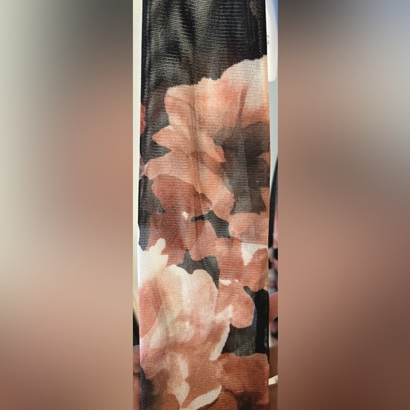 Mesh long sleeve fully-lined low back mini dress. Size XS NWT - Picture 4 of 5